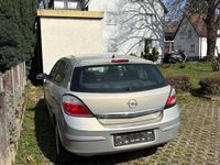 Gebraucht Opel Astra 105 PS (77 kW) 2006 Silber Limousine