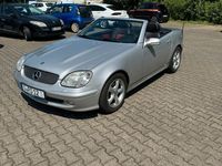 Gebraucht Mercedes SLK230 197 PS (144 kW) 2002 Silber Cabrio