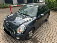 Käytetty Mini Cooper 70 HP (51 kW) 2008 Musta Viistoperä
