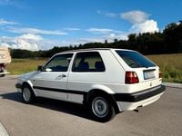 Usata VW Golf II 75 CV (55 kW) 1990 Bianco Utilitaria