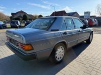 Gebraucht Mercedes 190 122 PS (89 kW) 1993 Grau Limousine