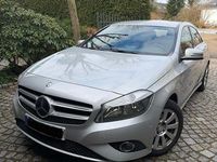 Gebraucht Mercedes A180 122 PS (89 kW) 2014 Silber Limousine