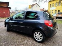 Gebraucht Renault Clio II Dynamique 75 PS (55 kW) 2008 B66  graphit schwarz metallic (metallic) Limousine