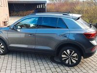 Gebraucht VW T-Roc Move 150 PS (110 kW) 2024 Grau SUV