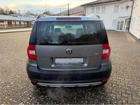 Gebraucht Skoda Yeti Plus Edition 105 PS (77 kW) 2013 Platingrau metallic SUV