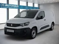 Gebraucht Peugeot Partner Premium 102 PS (75 kW) 2024 Weiß Van / Kleinbus
