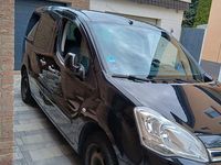 Second-hand Citroën Berlingo SELECTION 98 CP (72 kW) 2017 Negru Monovolum