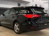 Gebraucht Ford Focus Cool & Connect 125 PS (91 kW) 2020 Schwarz Kombi