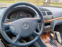 Gebraucht Mercedes E240 Elegance 177 PS (130 kW) 2004 Silber Limousine