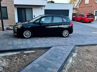 Gebraucht BMW 218 150 PS (110 kW) 2017 Schwarz Van / Kleinbus