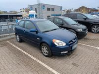 Gebraucht Hyundai Accent 97 PS (71 kW) 2007 Blau Kleinwagen