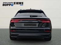 Gebraucht Audi Q8 Competition 286 PS (210 kW) 2022 Mythosschwarz metallic SUV