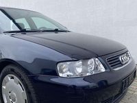 Gebraucht Audi A3 Attraction 102 PS (75 kW) 2001 Dunkelblau Limousine