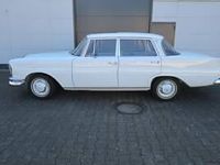 Gebraucht Mercedes 220 95 PS (69 kW) 1965 717 papyrusweiß Limousine