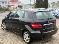 Gebraucht Mercedes B160 95 PS (69 kW) 2009 Schwarz Kleinwagen
