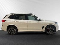 Gebraucht BMW X5 M Sport 298 PS (219 kW) 2024 Alpinweiss SUV