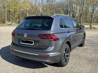 Gebraucht VW Tiguan Highline 150 PS (110 kW) 2019 Grau SUV