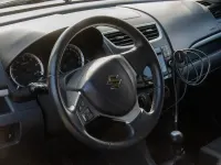 Gebraucht Suzuki Swift 75 PS (55 kW) 2011 Rot Kleinwagen