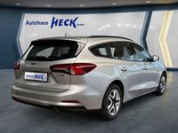 Gebraucht Ford Focus Cool & Connect 125 PS (91 kW) 2022 Silber Limousine