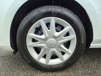 Gebraucht Ford Fiesta Trend 75 PS (55 kW) 2021 Weiß Kleinwagen