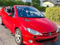 Gebraucht Peugeot 206 CC 110 PS (80 kW) 2006 Rot Cabrio