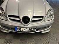 Second-hand Mercedes SLK200 163 CP (119 kW) 2004 Argintiu Cabrio