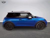Gebraucht Mini Cooper Favoured 156 PS (114 kW) 2024 Blau Kleinwagen