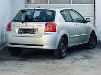 Gebraucht Toyota Corolla 116 PS (85 kW) 2006 Silber Kleinwagen