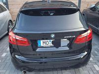 Gebraucht BMW 225 Advantage 136 PS (100 kW) 2018 Schwarz Van / Kleinbus