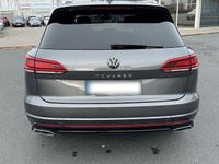 Gebraucht VW Touareg R-line 231 PS (169 kW) 2022 Grau SUV