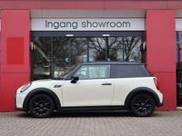 Gebraucht Mini Cooper 136 PS (100 kW) 2023 Weiß Kleinwagen