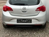 gebraucht Opel Astra Limo. 5 Türer Benziner 140PS Klima SHZ PDC