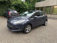 Gebraucht Ford Fiesta Titanium 75 PS (55 kW) 2013 Grau Kleinwagen