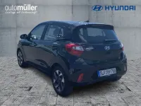 Gebraucht Hyundai i10 Trend 84 PS (61 kW) 2024 Schwarz Kleinwagen