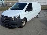 Usado Mercedes Vito 114 HP (83 kW) 2016 Branco Van