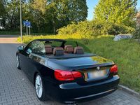 Gebraucht BMW 325 Cabriolet 204 PS (150 kW) 2012 Schwarz Cabrio