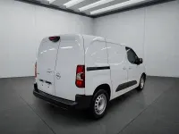 Gebraucht Opel Combo-e Life 100 kW (136 PS) 2024 Weiß Limousine