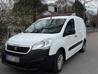 Gebraucht Peugeot Partner 99 PS (72 kW) 2017 Weiß Van / Kleinbus