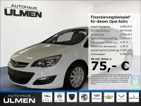 Gebraucht Opel Astra Selection 116 PS (85 kW) 2015 Weiss Limousine
