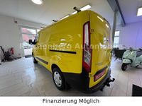 Gebraucht Ford Transit Custom Trend 105 PS (77 kW) 2018 Gelb Van / Kleinbus