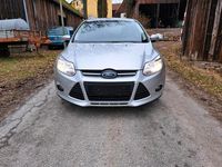 Gebraucht Ford Focus 125 PS (91 kW) 2012 Silber Kleinwagen