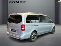 Gebraucht Mercedes V220 163 PS (119 kW) 2024 Hightechsilber metallic Van / Kleinbus