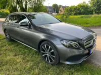 Gebraucht Mercedes E220 Avantgarde 194 PS (142 kW) 2018 Grau Kombi