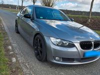 Gebraucht BMW 320 170 PS (125 kW) 2008 Silber Coupé