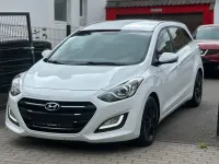 Gebraucht Hyundai i30 Trend 110 PS (80 kW) 2015 Weiß Kombi