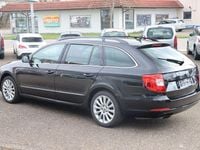 Gebraucht Skoda Superb Exclusive 170 PS (125 kW) 2014 Schwarz Kombi