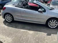 Gebraucht Peugeot 207 CC 120 PS (88 kW) 2010 Silber Cabrio