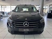 Gebraucht Mercedes T180 Progressive 116 PS (85 kW) 2023 Schwarz Van / Kleinbus