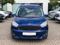 Gebraucht Ford Tourneo Courier Titanium 101 PS (74 kW) 2017 Indicblau metallic Van / Kleinbus