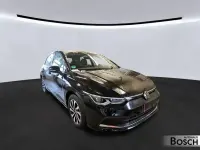 Gebraucht VW Golf VIII Active 150 PS (110 kW) 2023 Deep black perleffekt Limousine